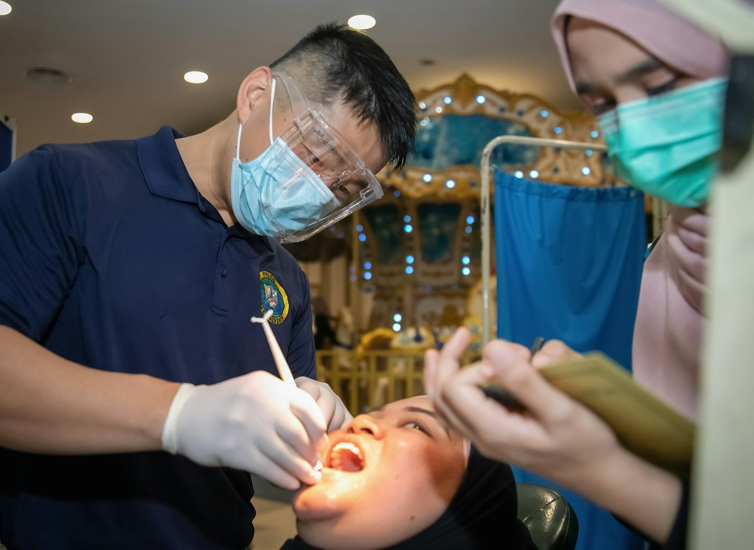 Como Escolher o Dentista Ideal Para Você